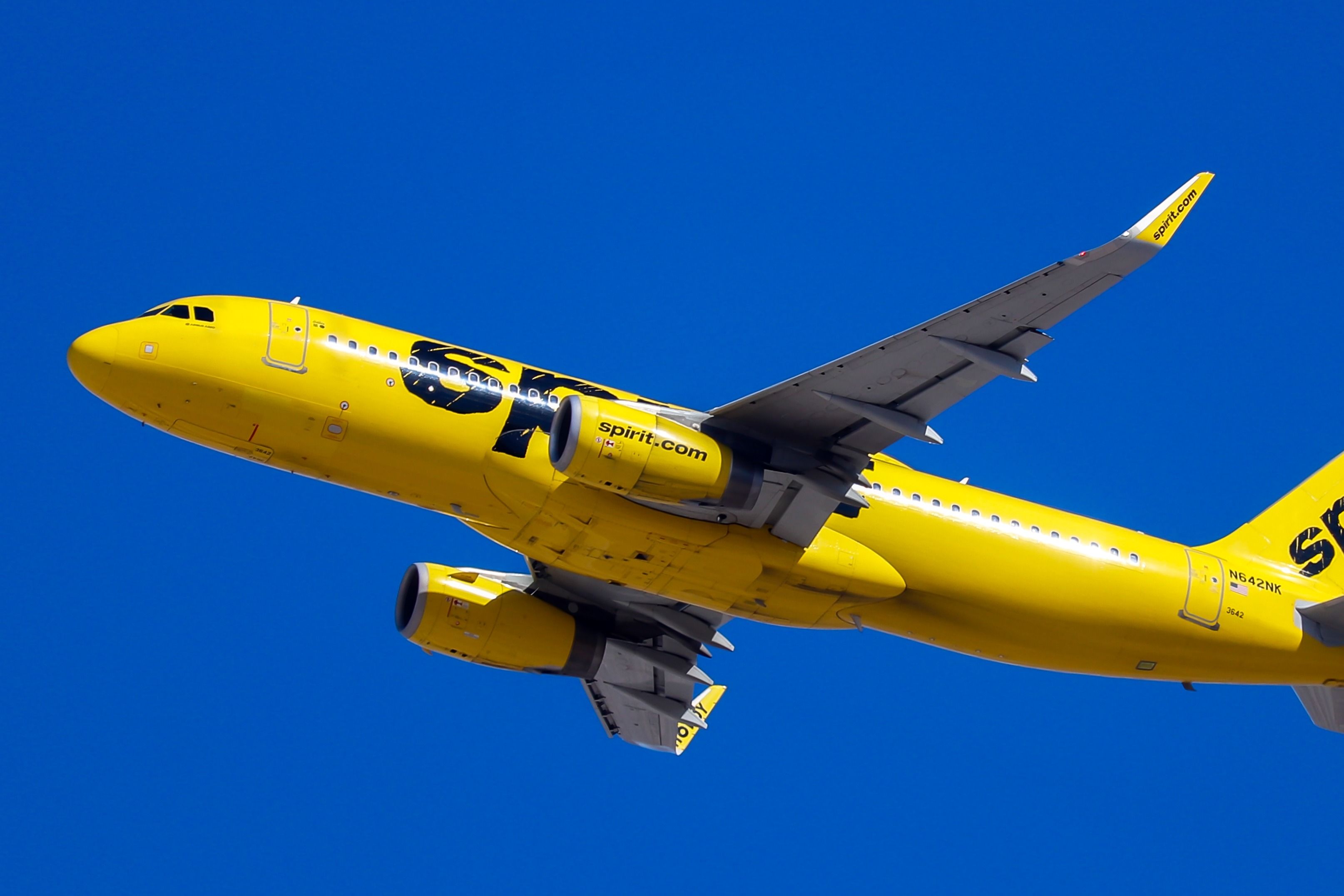 15 Things Travelers Should Know Before Flying Spirit Airlines For The First Time Wayward