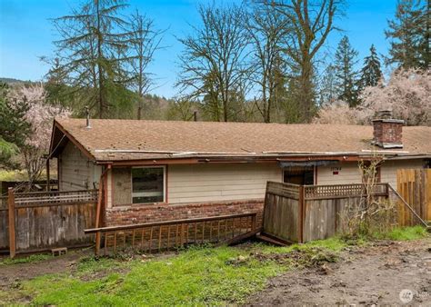 15744 Renton Issaquah Rd Se Renton Wa 98059 Redfin