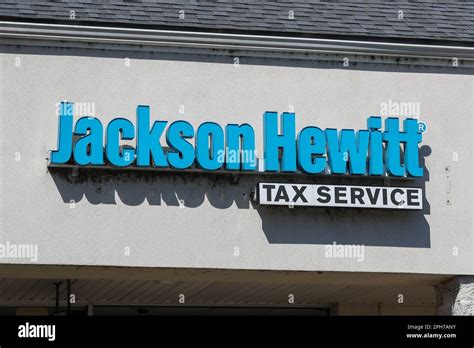 2 Jackson Hewitt Tax Service Advertising Signs 34 X 17 Plastic Matching Pair Ebay