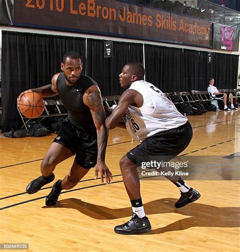 37 Lebron James Skills Academy Stock Photos High Res Pictures And Images Getty Images
