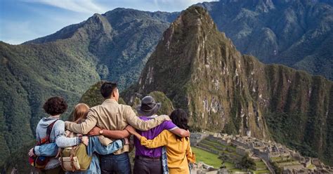 8 Best Group Travel For Young Adults To Join In 2025 8 Best Group Travel For Young Adults To Join In 2025