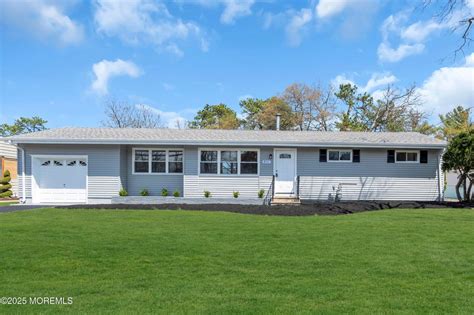 911 Neville Street Toms River Nj 08753 Mls 22524813 Trulia