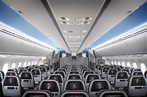 American Airlines 2022 Inside