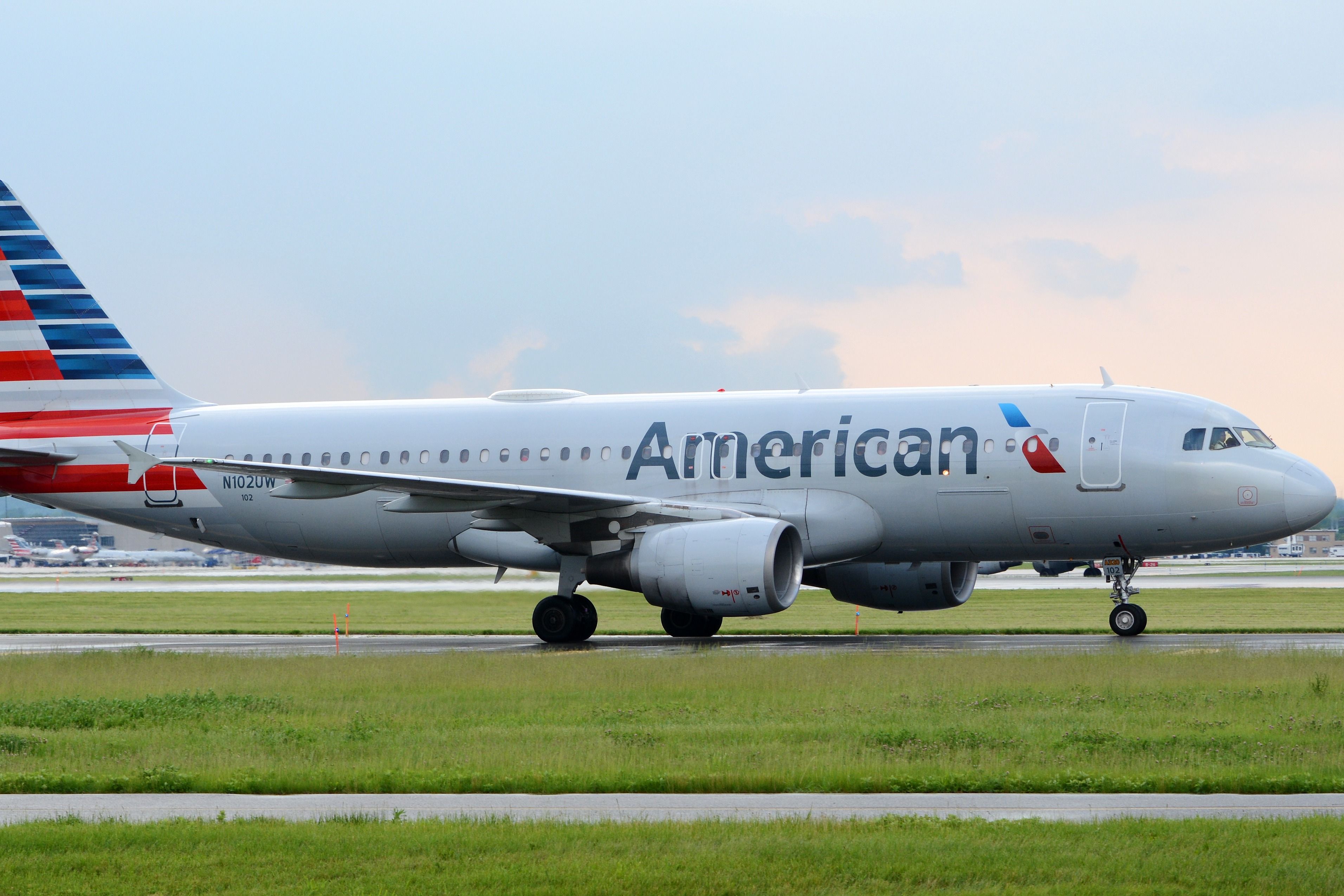 American Airlines Adds Airtag To Allow Passengers To Amp Quot Easily Amp Securely Amp Quot Find Lost Luggage