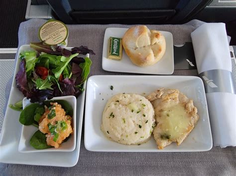 Discover the Unique Gourmet Offerings of American Airlines Food