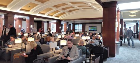 American Airlines Lounge Food Upgrade Full Size Brats Tiny Plates Big Mess View From The Wing