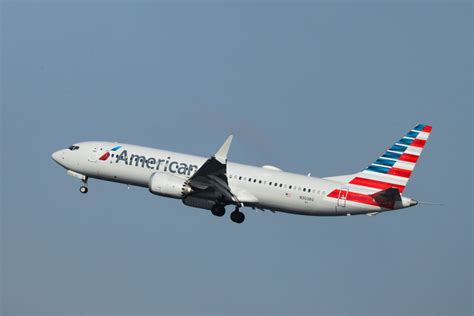 American Airlines Passenger Forced To Cover Up With A Blanket