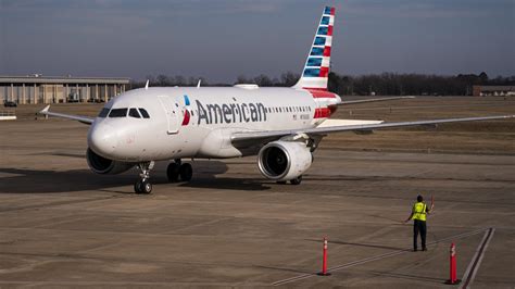 American Airlines Pilots Approve New Contract That Includes Pay Boost Benefits Fox Business
