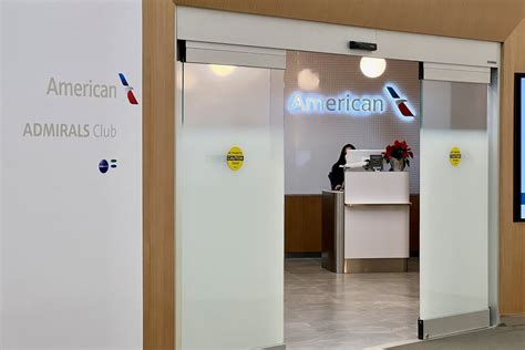 American S Second Largest Hub Is Losing Its Biggest Admirals Club For At Least 6 Months The Points Guy