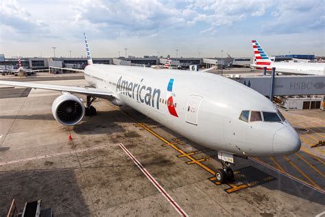 Comprehensive Guide to American Airlines: Flight Options, Benefits, and Traveler Tips