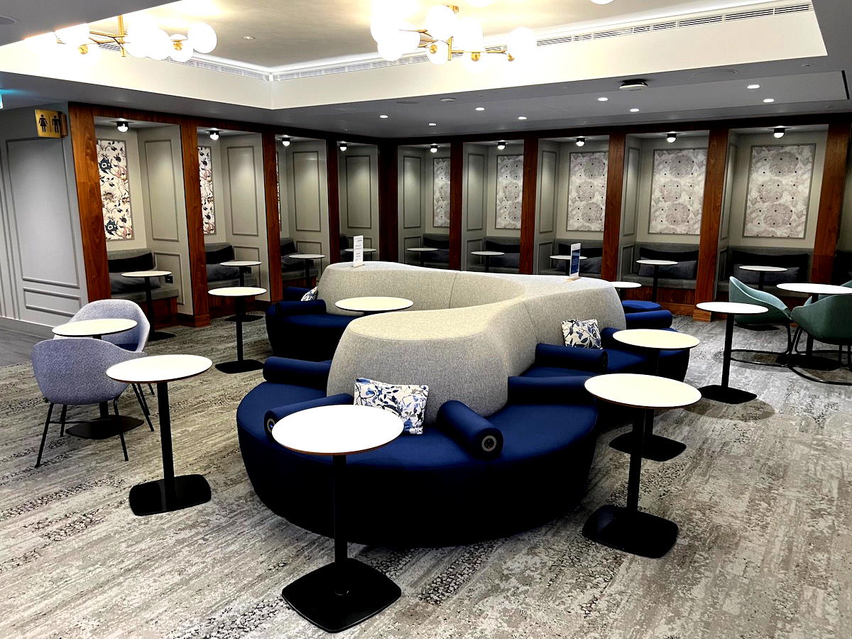 Ametlounge Austin: Your Oasis in the Sky Like a Hidden Gem in the Clouds