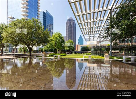 At Amp T Performing Arts Center In Dallas Hi Res Stock Photography And Images Alamy