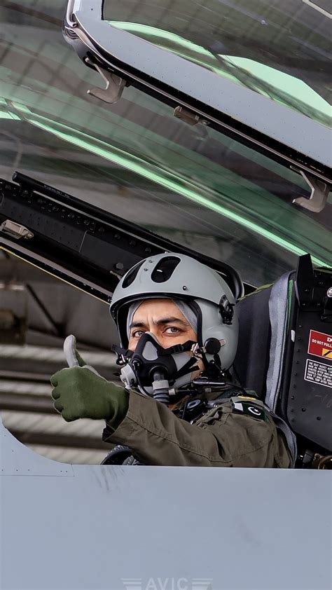 Avic Releases Image Of Pakistan Air Force Pilot Inside J 35A Stealth Fighter Cockpit Defence Avic Releases Image Of Pakistan Air Force Pilot Inside J 35A Stealth Fighter Cockpit Defence