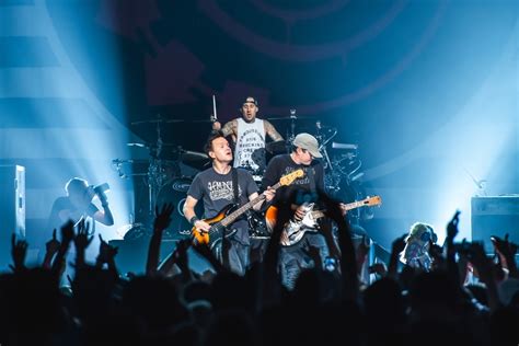 5 Essential blink 182 concert dates You Can't Miss to Enjoy Unforgettable Performances