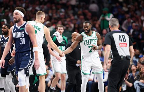 Boston Celtics Vs Dallas Mavericks Stream Lineups Injury Reports Broadcast 2 6 Yahoo Sports
