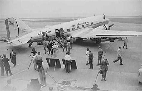 Brief History Of American Airlines Great Video Of Air Travel In The 1930S Including A Piano Bar Cruising The Past