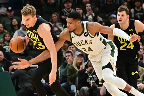 Bucks Beat Jazz In Utah For First Time Since 2001 Nbc Sports