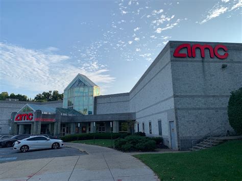 Discover the Best Features and Amenities of Center Park 8