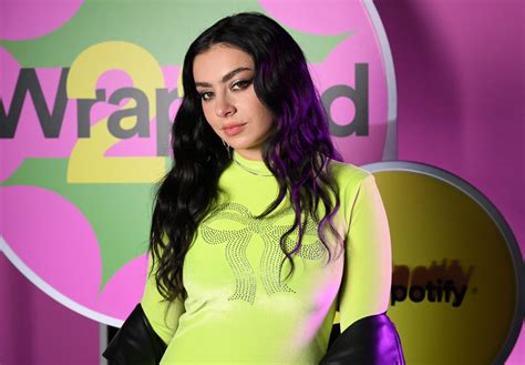 Charli Xcx Paris Hilton And Spotify Celebrate An Unforgettable Year Of Listening At 2022 Charli Xcx Paris Hilton And Spotify Celebrate An Unforgettable Year Of Listening At 2022