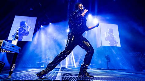 Childish Gambino Postpones Remaining North American Tour Dates For Health Reasons R Hiphopheads