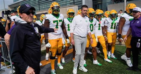 Dan Lanning Reacts To Oregon S 34 14 Win Over Northwestern Our Standard Can T Change