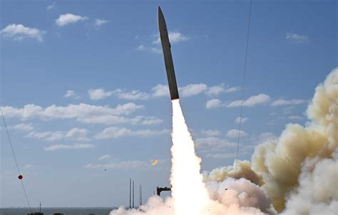 How Dark Eagle Missile Technology Reshapes Defense Strategy