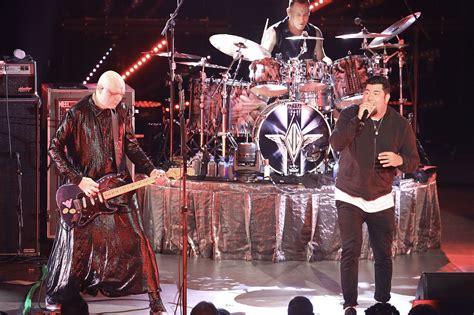 Experience Deftones San Antonio Live Like a Pro