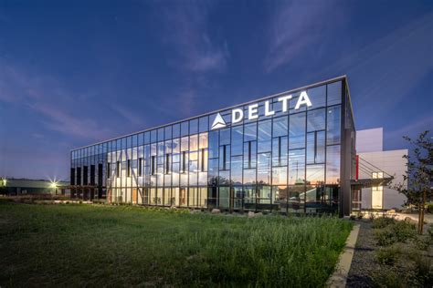 Discover the Sky at Its Best: The Ultimate Delta Airlines Center Experience