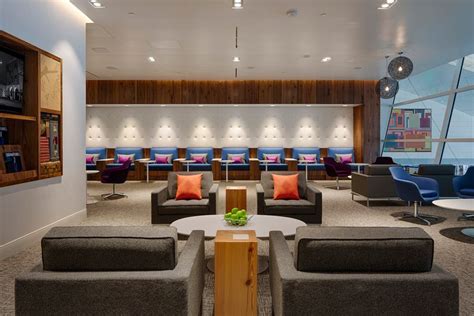 Guide to the DFW Amex Lounge: Benefits and Access Tips