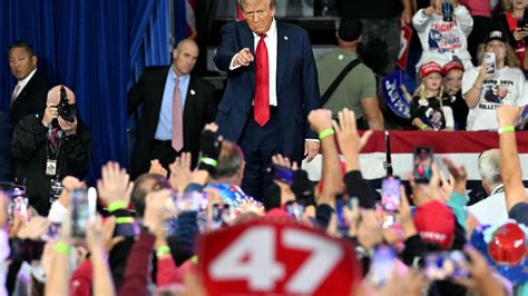 Donald Trump Focuses On Immigration At Rally In Reading As Liz Cheney Stumps For Harris In Pennsylvania Cbs Philadelphia