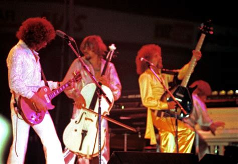 Beginner's Guide to Enjoying an Electric Light Orchestra Concert