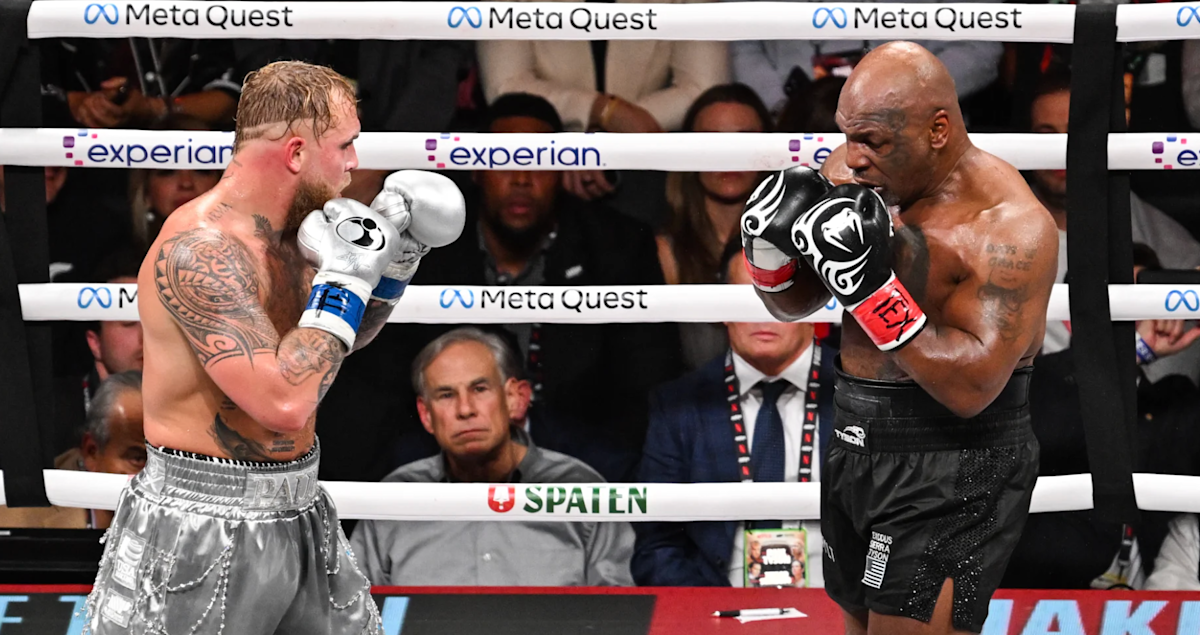 Fans Attending Mike Tyson Jake Paul Fight Wanted A Spectacle What They Got Was Resentment Fans Attending Mike Tyson Jake Paul Fight Wanted A Spectacle What They Got Was Resentment