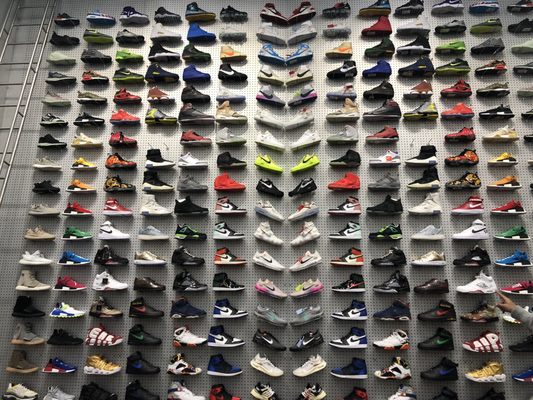 Flight Club Updated September 2025 165 Photos 297 Reviews 535 N Fairfax Ave Los Angeles California Shoe Stores Yelp Flight Club Updated September 2025 165 Photos 297 Reviews 535 N Fairfax Ave Los Angeles California Shoe Stores Yelp