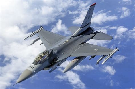 General Dynamics F 16C Fighting Falcon Multi Role Jet Fighter