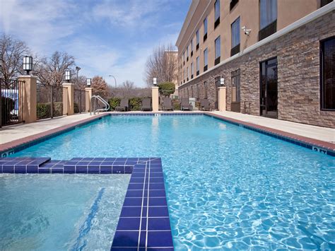 Hotel In South Arlington Tx Holiday Inn Express Suites Arlington I 20 Parks Mall
