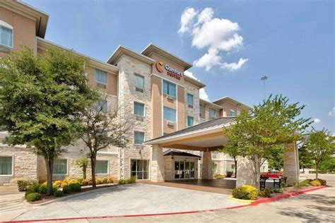 What are the best hotels near at&t stadium arlington for your stay?