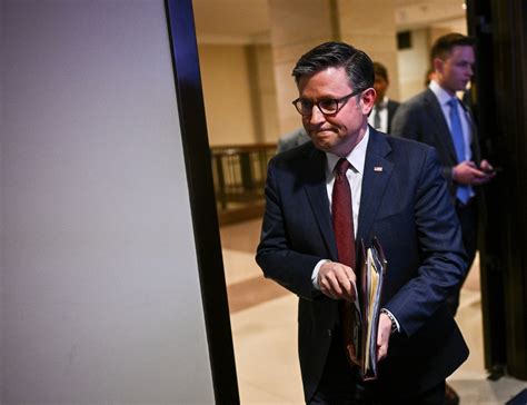 House Narrowly Passes Gop Tax Bill Targeting Harvard S Endowment With 21 Percent Tax News The Harvard Crimson