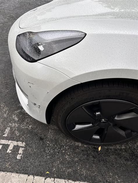 I Scratched A Tesla While Driving Out Of A Tight Parking Spot R Bayarea I Scratched A Tesla While Driving Out Of A Tight Parking Spot R Bayarea