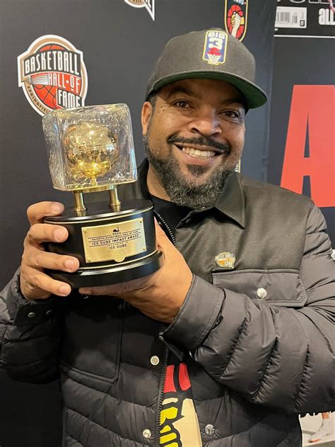 Ice Cube Honored With First Impact Award By Basketball Hall Of Fame 247 Live Culture Magazine Ice Cube Honored With First Impact Award By Basketball Hall Of Fame 247 Live Culture Magazine