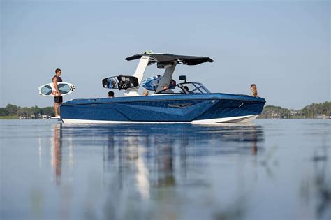 Improving Your Wakesurf Boat S Wake Race City Marine Improving Your Wakesurf Boat S Wake Race City Marine