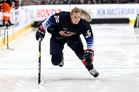 In 14 346 Seconds Kendall Coyne Provided A Glorious Moment For Women S Hockey And Sports In General The Boston Globe