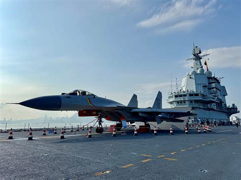 J 15T Fighter What S New In China S Latest Carrier Aircraft