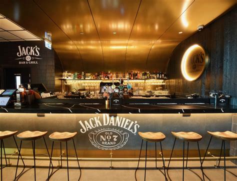 Jack Amp 39 S Bar Amp Grill Reopens At Dubai International Airport