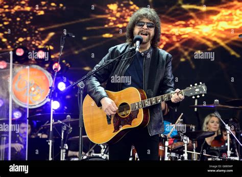 Jeff Lynne Electric Light Orchestra: A Comprehensive Overview