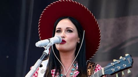 Kacey Musgraves Brings The Cinematic Star Crossed Unveiled Tour To Boston The Tufts Daily