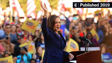 Kamala Harris Kicks Off 2020 Campaign With Oakland Rally The New York Times