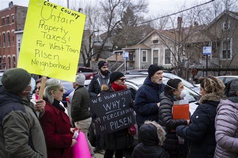 Letters The Root Of The Property Tax Problem In Pilsen Chicago Tribune