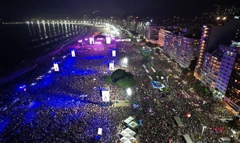 Madonna S Free Concert At Copacabana Beach In Rio De Janeiro Tonight In Front Of 1 5 Million People