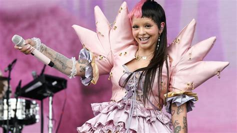 Melanie Martinez Is A Phenomenon And Nobody Over 18 Knows Who She Is Melanie Martinez Is A Phenomenon And Nobody Over 18 Knows Who She Is
