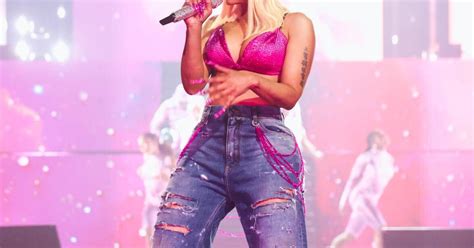 Nicki Minaj To Play Amalie Arena Diversions Tbnweekly Com Nicki Minaj To Play Amalie Arena Diversions Tbnweekly Com